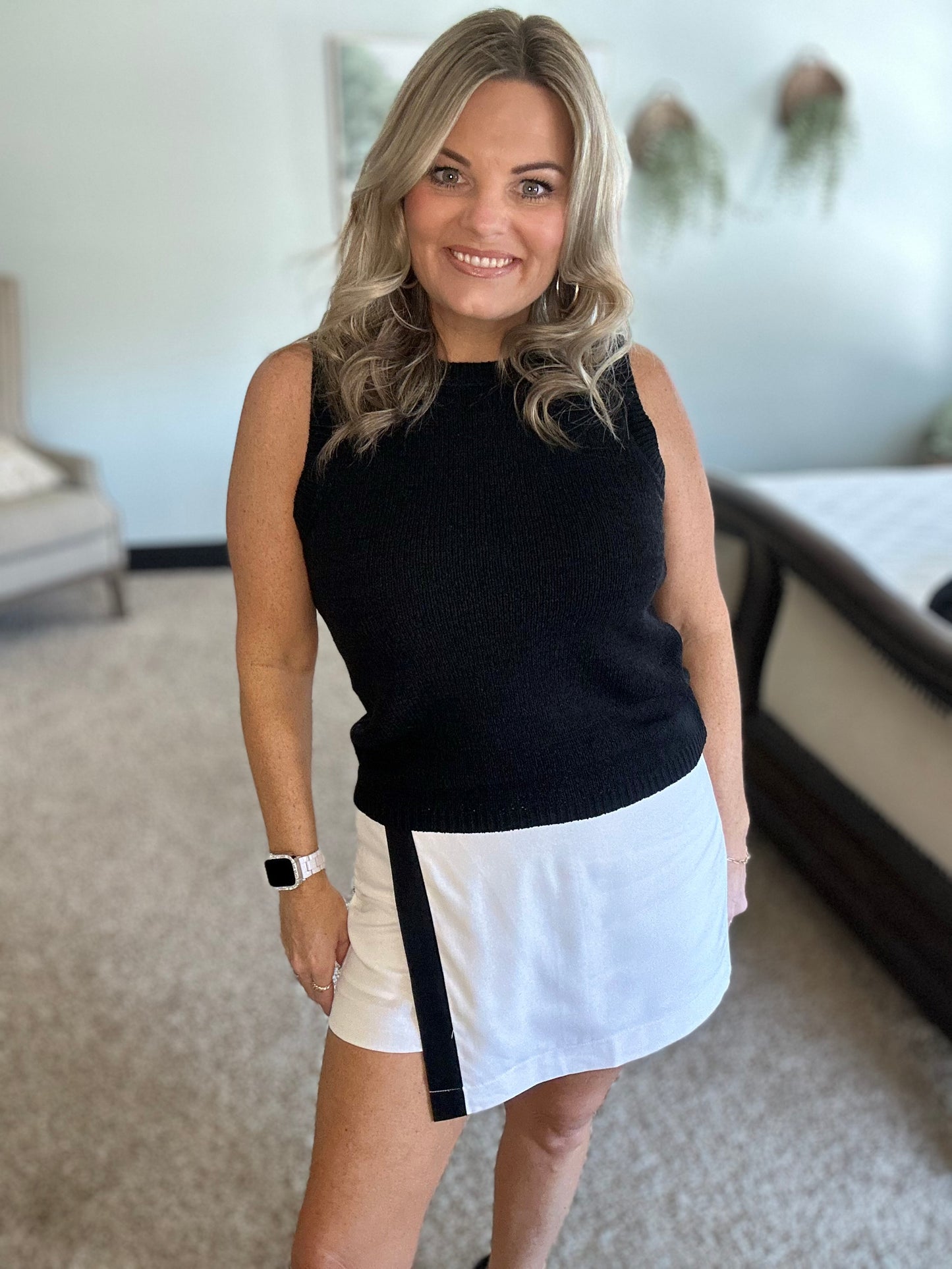 Black Sleeveless Sweater